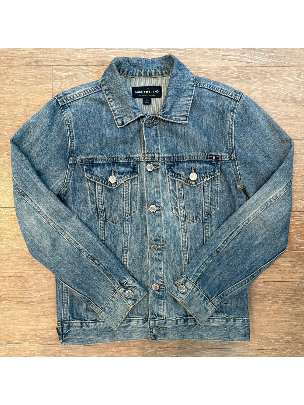 Lucky Brand The Tomboy Trucker Denim Jacket Size Small - Picture 2 of 5